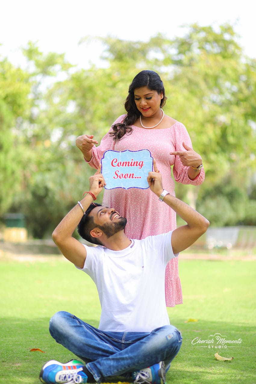 Best Affordable Premium Maternity Photoshoot in Noida, Delhi NCR