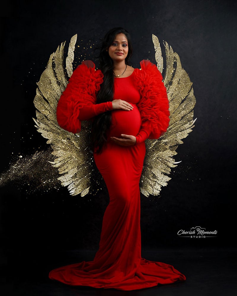 Best Affordable Premium Maternity Photoshoot in Noida, Delhi NCR